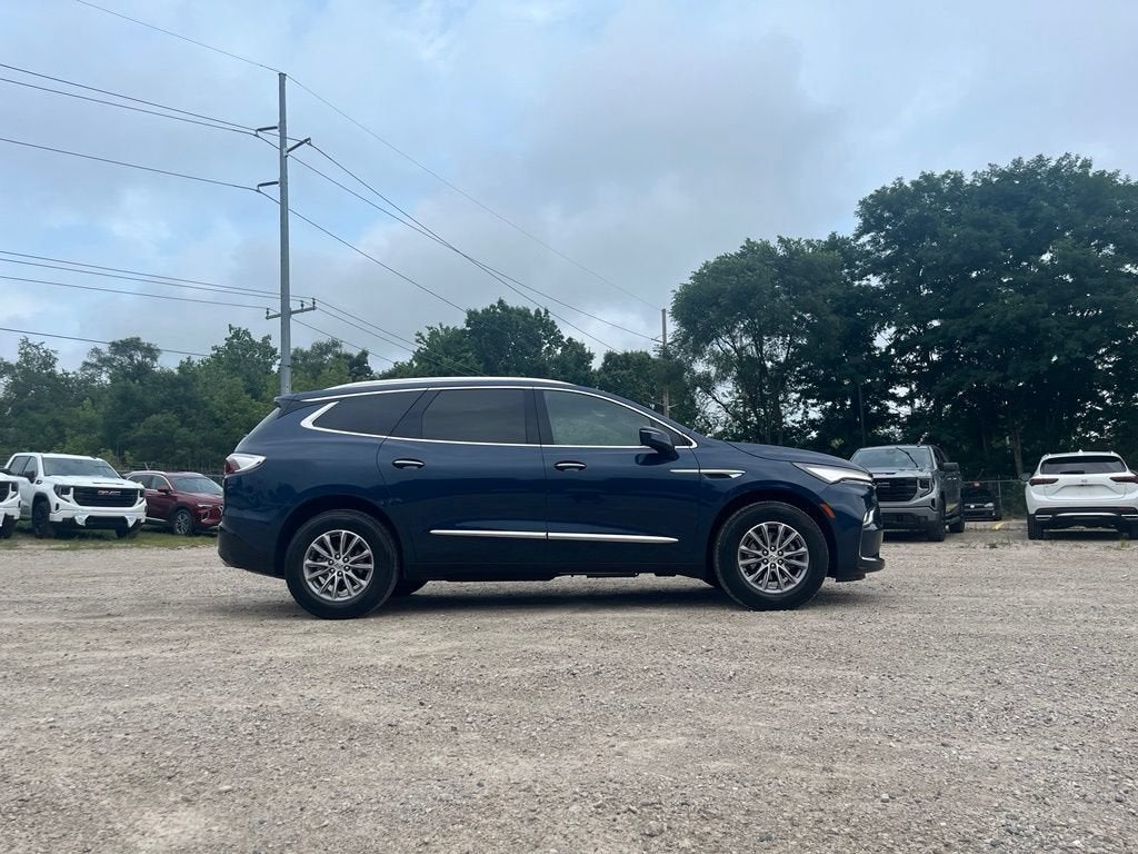 2024 Buick Enclave Essence