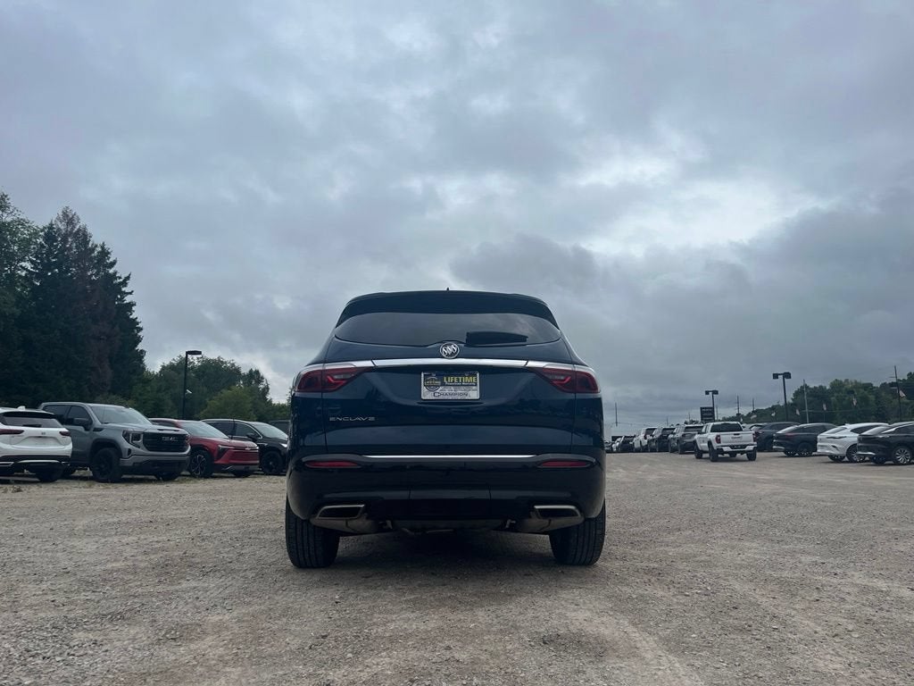 2024 Buick Enclave Essence