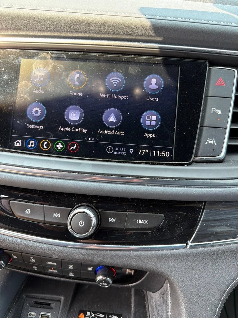2024 Buick Enclave Essence