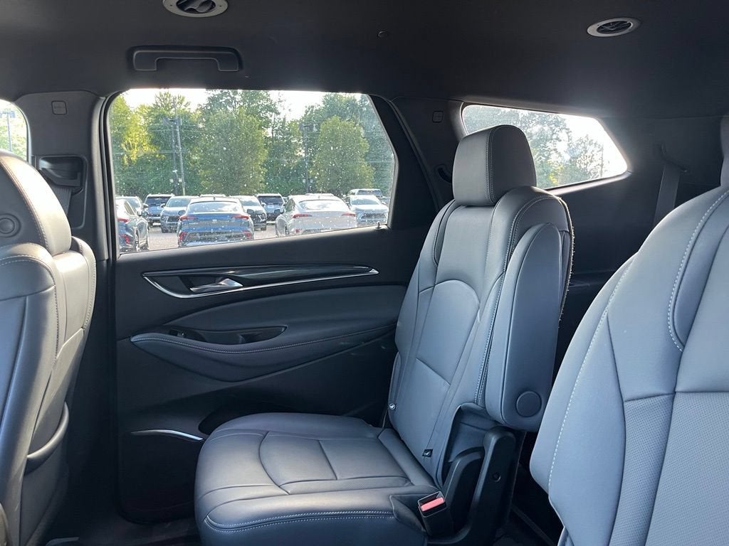 2024 Buick Enclave Essence