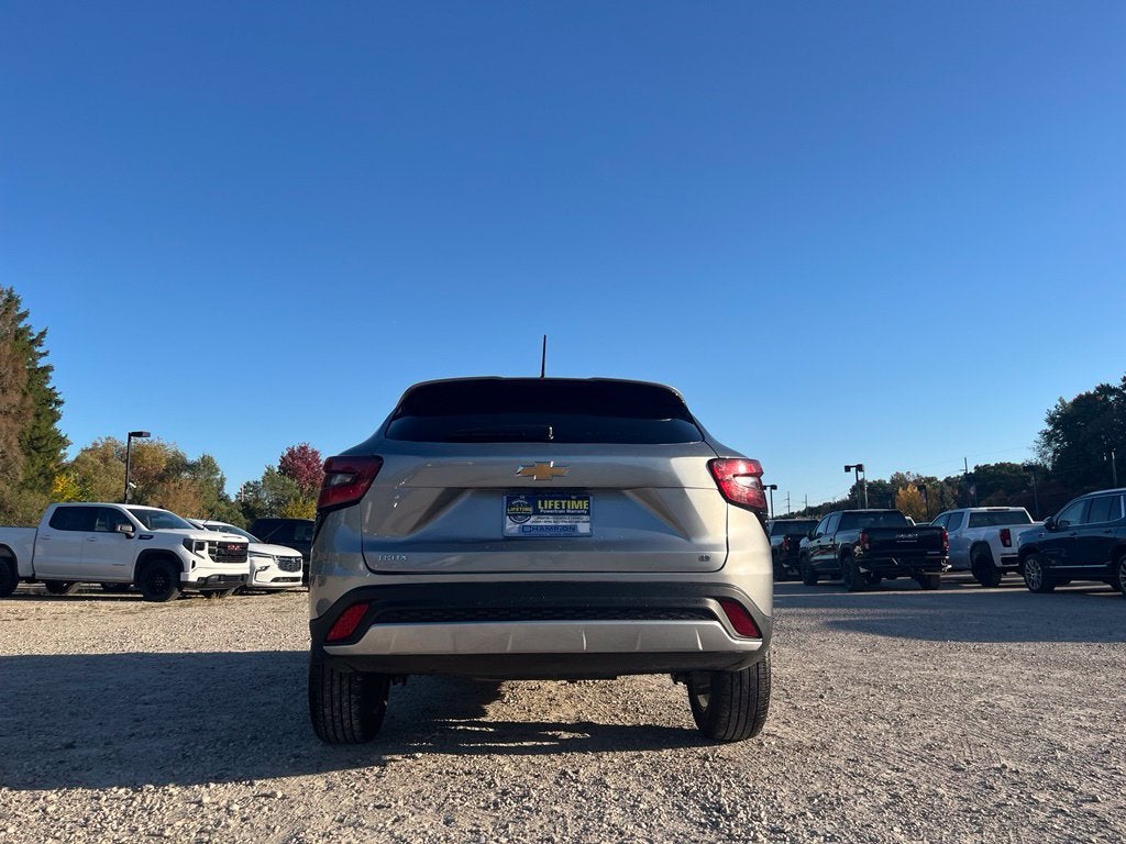 2025 Chevrolet Trax LT