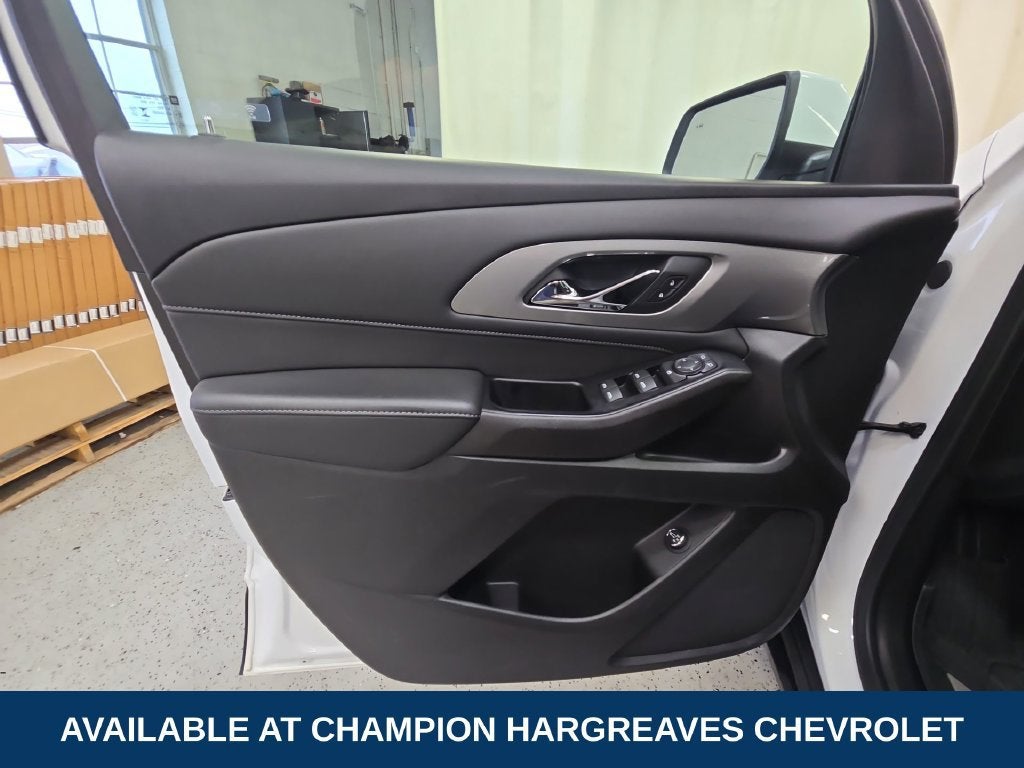 2024 Chevrolet Traverse Limited LT Cloth
