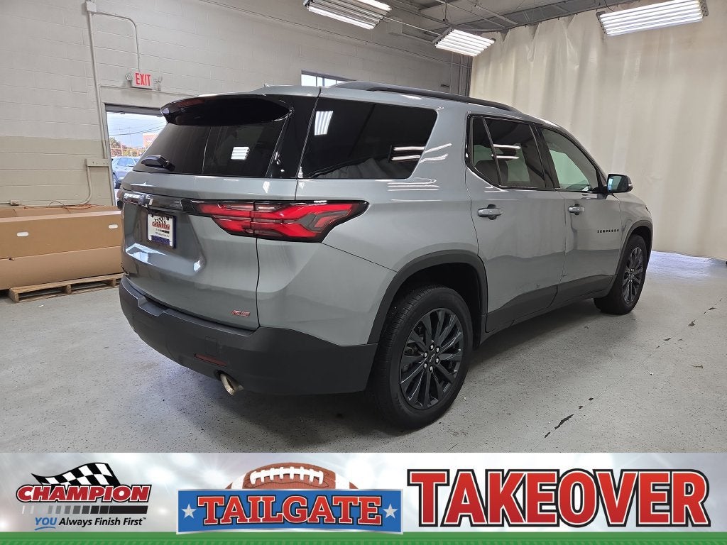 2023 Chevrolet Traverse RS