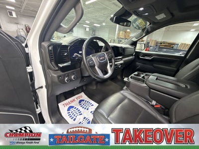 2025 GMC Sierra 1500 SLT