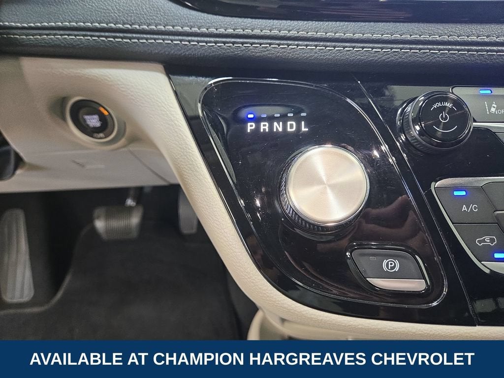 2023 Chrysler Pacifica Hybrid Touring L