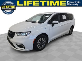 2023 Chrysler Pacifica Hybrid Touring L