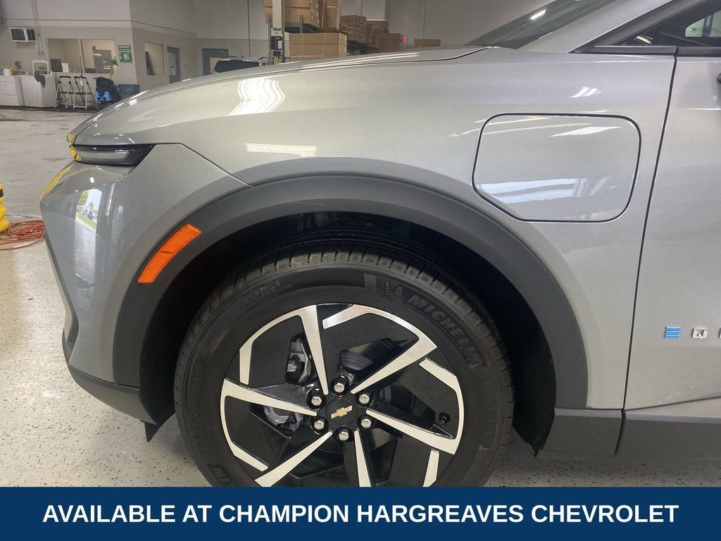2025 Chevrolet Equinox EV LT