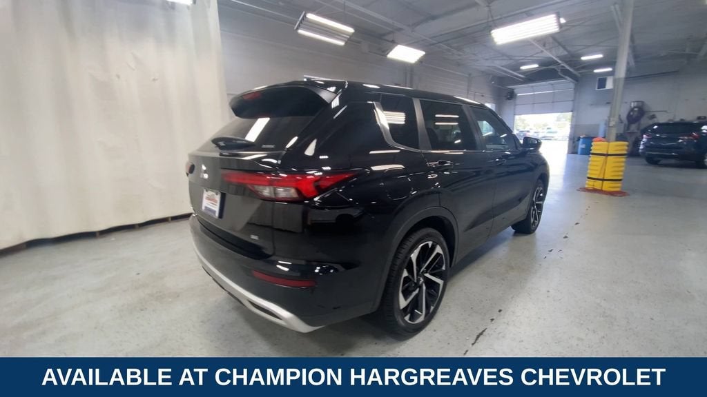 2024 Mitsubishi Outlander SE