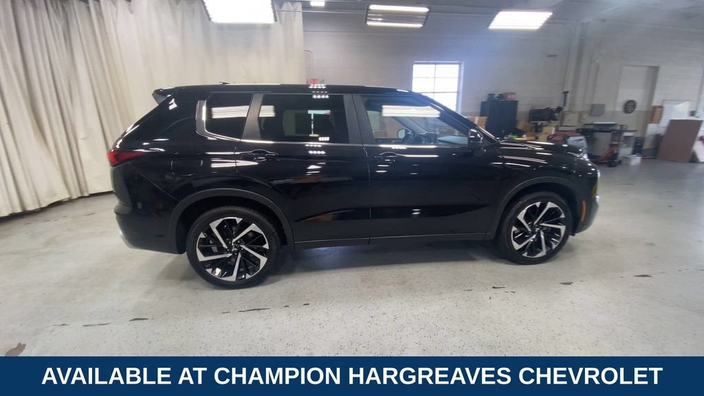 2024 Mitsubishi Outlander SE