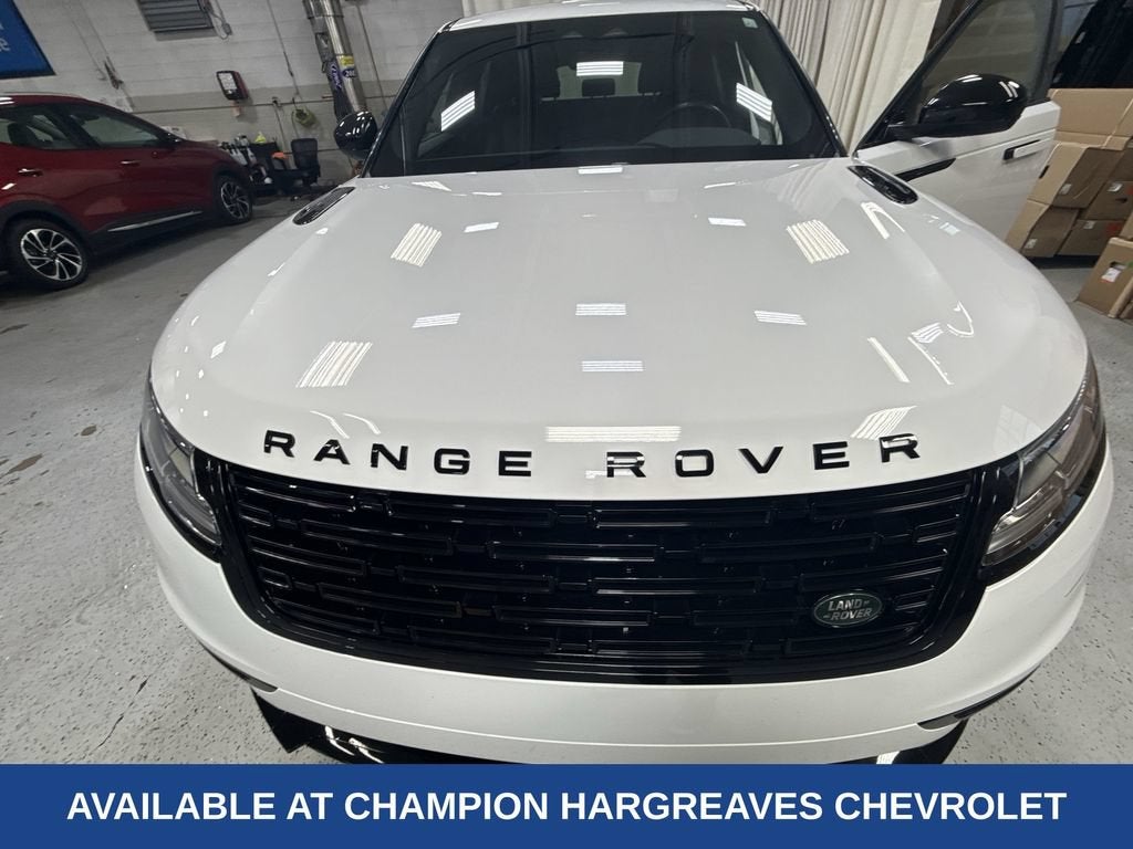 2025 Land Rover Range Rover Velar Dynamic SE