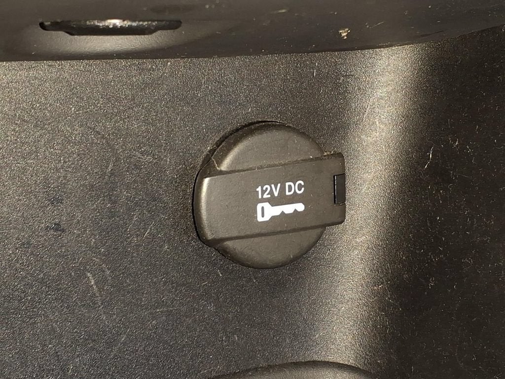 2013 Dodge Avenger SE V6