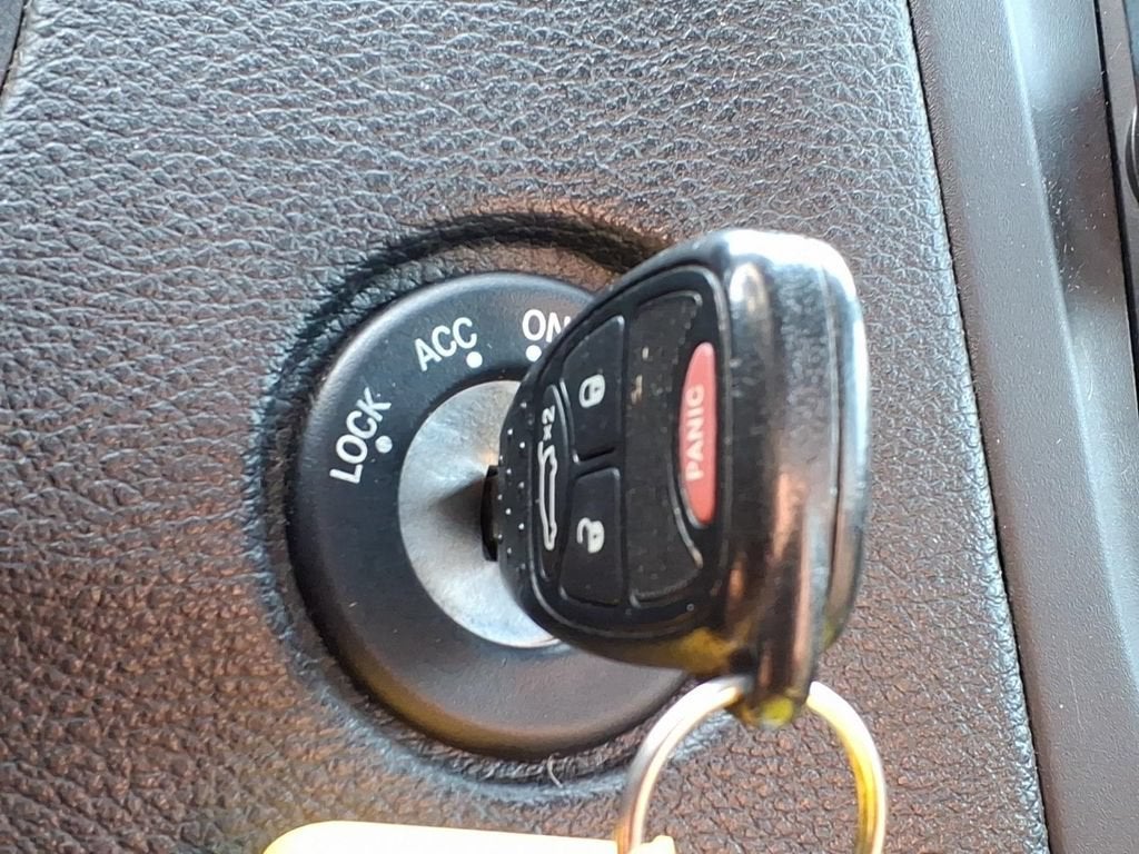 2013 Dodge Avenger SE V6