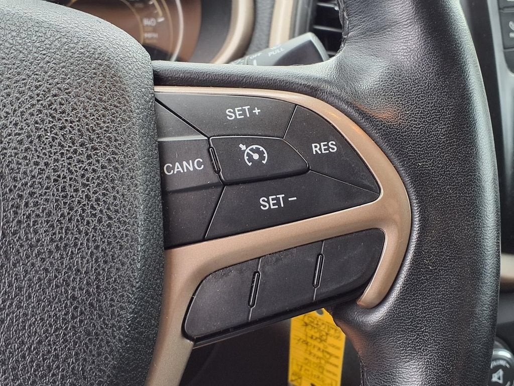 2016 Jeep Cherokee Sport