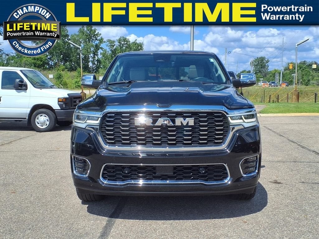 2025 RAM 1500 Tungsten Crew Cab 4x4 5'7" Box