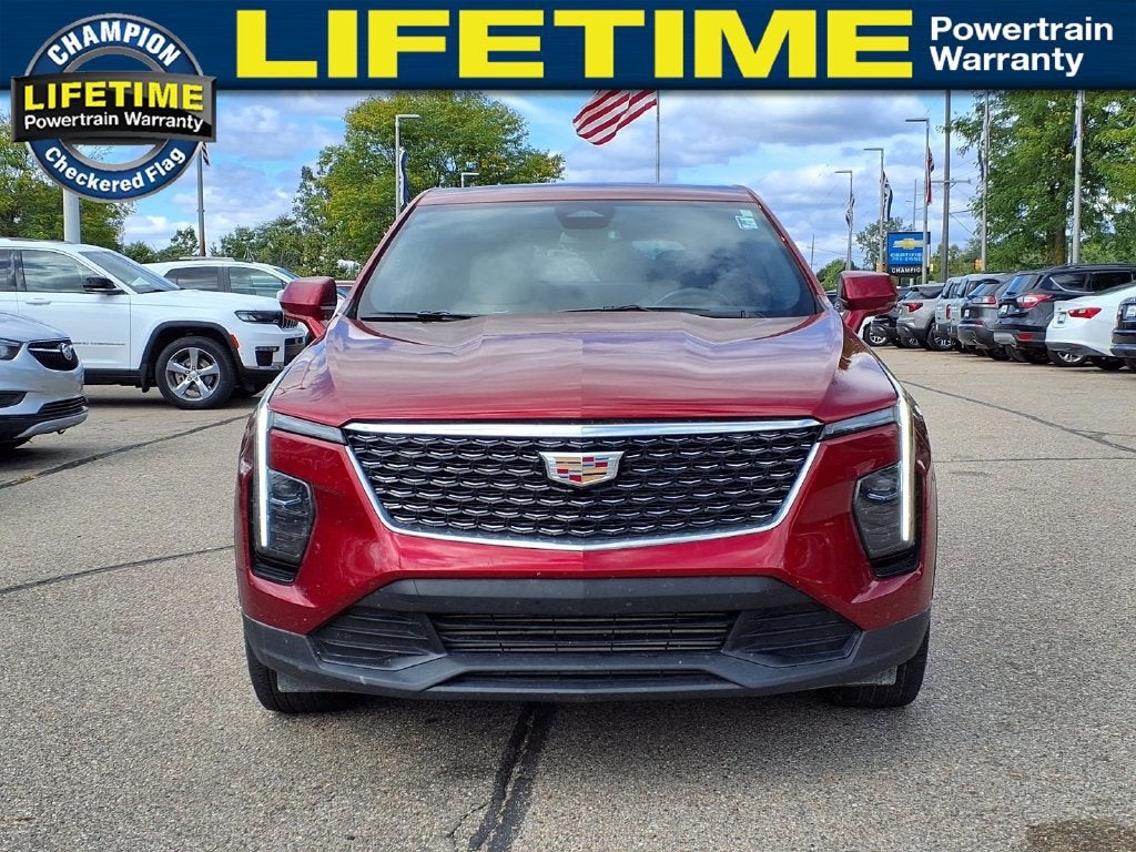 2024 Cadillac XT4 Luxury