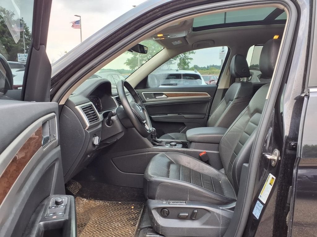 2020 Volkswagen Atlas 3.6L V6 SEL Premium