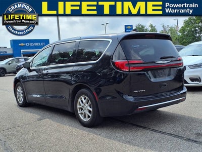 2024 Chrysler Pacifica Touring L