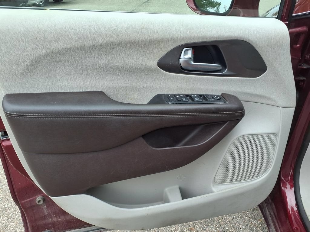2019 Chrysler Pacifica Touring L