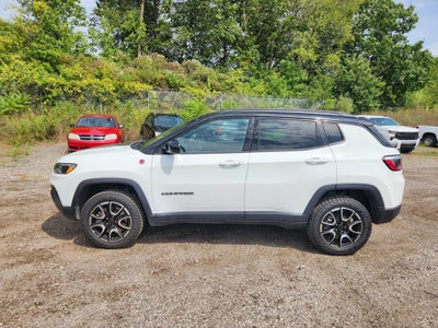2025 Jeep Compass Trailhawk 4x4