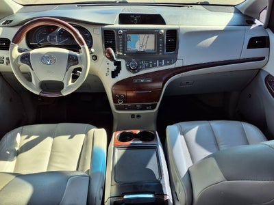 2014 Toyota Sienna XLE