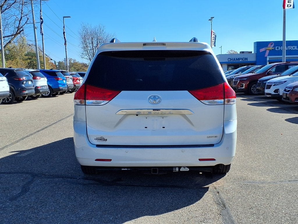 2014 Toyota Sienna XLE
