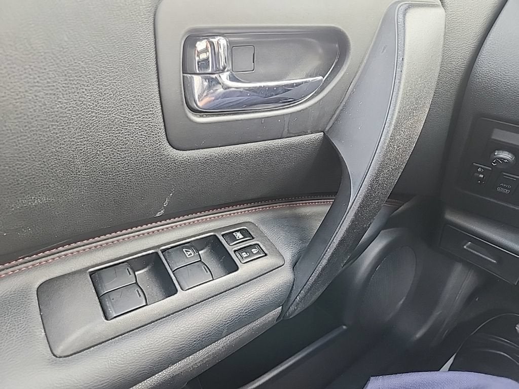2011 Nissan Rogue SV