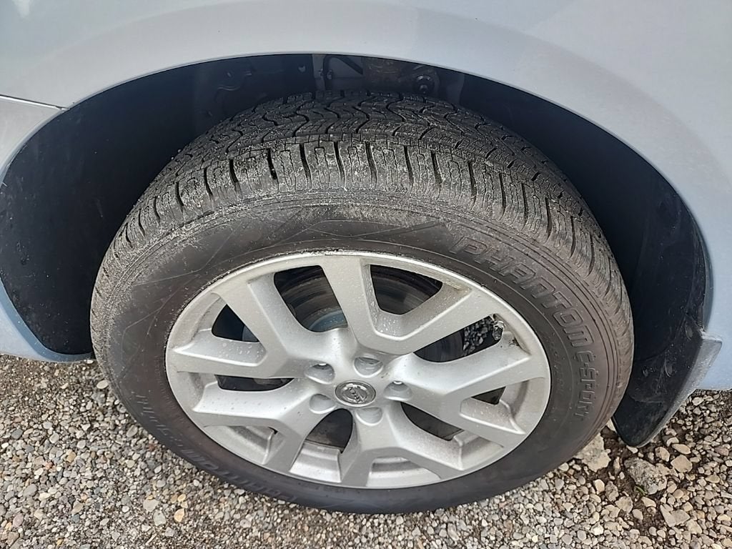 2011 Nissan Rogue SV