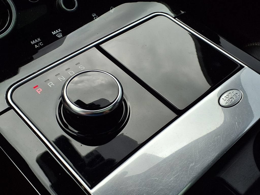 2019 Land Rover Range Rover Velar P250 R-Dynamic SE